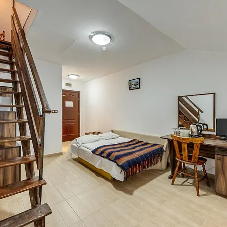 Ema Hotel 3*